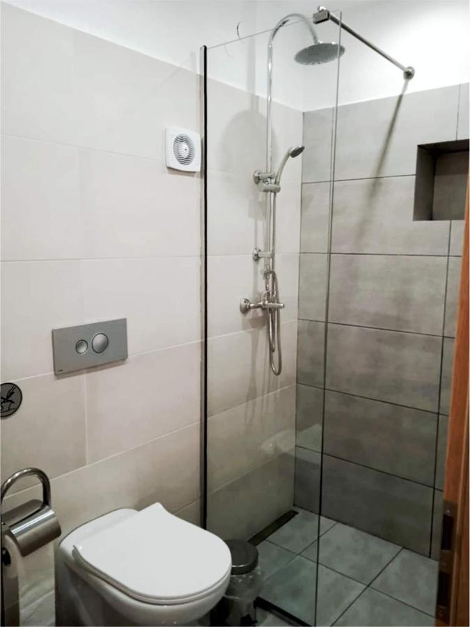 Occasus Room Comfort Chalki Town Eksteriør billede